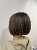 ショートボブ