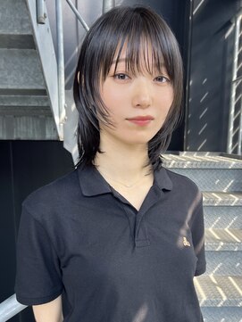 ミディアムレイヤーカット黒髪