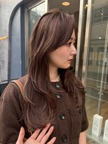 アカラ(acala)&nbsp;アーバンブラウンロング【20代30代40代/イルミナカラー/髪質改善