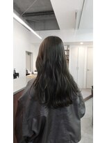 エヴリィ(every) 透明感オリーブグレージュ【大阪/梅田/中津】