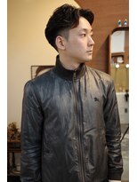 エディ(Edy) メンズセンターパートニュアンスパーマコンマバング韓国ヘア岡山