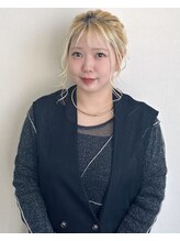 シノヤ 本店 山口 郁実