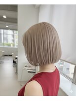VIM hair 西原店【ヴィム ヘアー】【10月中旬 OPEN(予定)】 トレンドスタイル♪ショートボブ×透明感ブリーチカラー◎