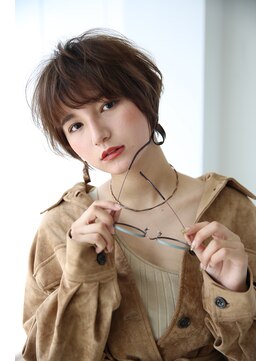 ロイド(Royd.) 個性派おしゃれ女子マニッシュショート【 Royd. 新宿御苑前 】