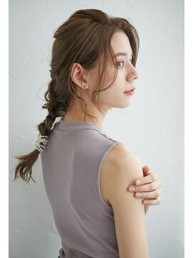 アバーブ ギンザ(Above Ginza) 編みおろしアレンジ×中村日花莉