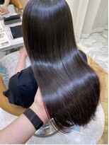 ロンドルーチェ 心斎橋(Lond luce)&nbsp;ダークアッシュ/ミディアムレイヤーカット［髪質改善/縮毛矯正］