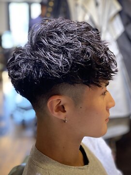 エクファフォーメン(EX-FA FOR MEN) ウルフ/アッシュブラック/カルマパーマ/ベリーショート/瀬田