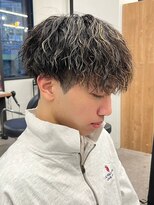 エルマーク 梅田(L-MARK)&nbsp;メッシュハイライトスパイラルパーマツイストパーマツーブロック