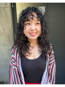 ナループロアオハナ(Nalu pu loa ohana) ハードパーマ/スパイラルパーマ/くるくるパーマ/海外風ヘア/原宿