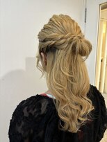 ロマンヤカタ ファース(ROMAN YAKATA fars) ナチュラルハーフアップアレンジ@田島(2024/9)