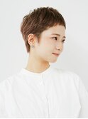 切りっぱなしショート・ボブ/絶壁解消/前髪なし/20代/30代/丸顔