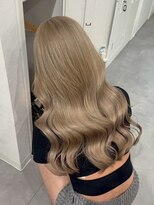 シエラ 南船場(CIERA.)&nbsp;ハイライトミルクティーグレージュバレイヤージュくびれヘア