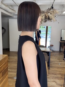 シロ(siro) 【27.ショート】ブリーチ・ダブルカラー・髪質改善・学割も人気