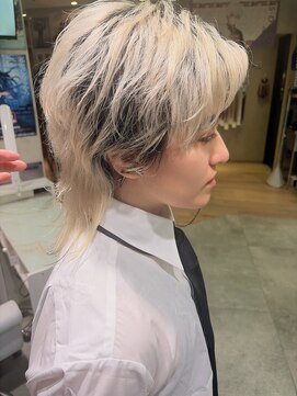 サロウィン 新潟万代店(SALOWIN) ブリーチ抜きっぱなし ハイレイヤー ロング ウルフカット