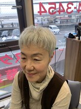 カットカットパセリクラブ 霞ヶ関店&nbsp;グレーヘア