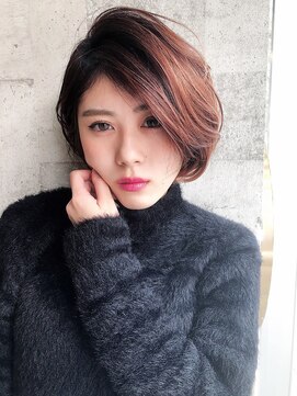 ロミー 本厚木(ROMMY.) 愛され大人の前下がりショート / ロミー本厚木