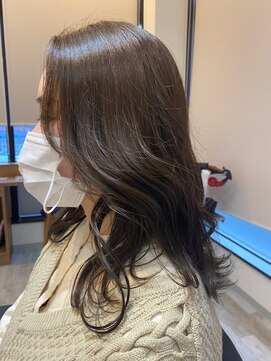 アトリエコア(Atelier Coa) 【顔周りレイヤー×オリーブカラー】