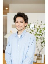 ヘアプラスニリンソウ(hair+) 岡田 拓也