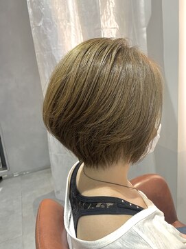 リベア トウキョウ 東大島店(Rever Tokyo) カーキベージュ【東大島／東大島駅】