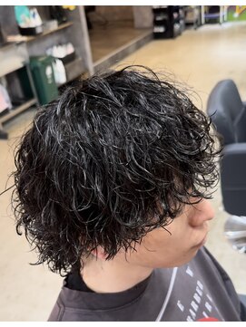 カーニー 上野(kearny) 波巻きスパイラルパーマツイストスパイラルパーママッシュウルフ