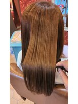 マエアレグリア(Mae Alegria)&nbsp;ツヤ髪ストレート