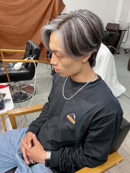 ネオ(Neo)の写真/【大分駅すぐ】《カット+コントラストハイライト(ケアブリ)+選べるオンカラー+艶TR¥17800～》クーポン多数