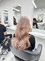 シー 池袋(SHE)&nbsp;ホワイトミルクティーベージュ