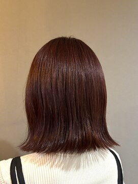 ココカラヘアー ニコ(cococara hair nico) カシスカラー/ピンク/暖色/切りっぱなしボブ/トリートメント
