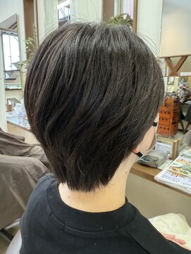 コアフィールフィス(COIFFURE fils) 新規お得クーポンあり【見附　今町】短めショートヘア