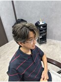 センターパートフェザー