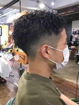 ゴーズゴードットビー 吉祥寺(go s go .b) 似合わせカット/ 刈り上げパーマ/かき上げ/スキンフェード