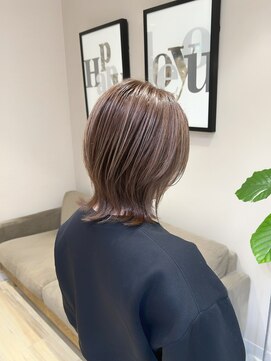 スリー(Three) 【ナチュラルハイライト】