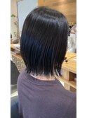 ふんわり切りっぱなしボブ