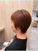 大人カッコいいクビレ髪＊丸みシルエットのショートウルフ