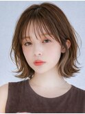 大人可愛い20代30代40代黒髪前下がりひし形小顔ボブ丸みショート