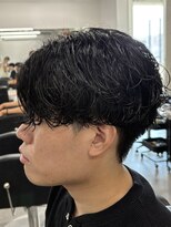 レボ 神宮寺店(Revo)&nbsp;人気パーマ。シャドウパーマスタイル