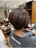 後ろ姿まで美しい。品格ショート50代60代70代