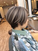 エルメ バイ アンフィー(Elme by anphi)&nbsp;【Elme 野呂】透明感グレージュのアンブレラショート