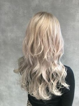 アンククロス 表参道(ANKH CROSS) ホワイティアッシュ×シールエクステ 【ANKH CROSS表参道】