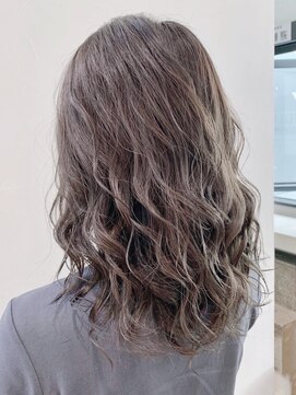 アルバム 新宿(ALBUM SHINJUKU) カーキグレージュ_ブランジュダブルバング_ba231012