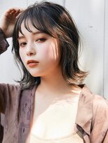 キラ 渋谷(KILLA)&nbsp;大人かわいい/外ハネ/ミディアム/ボブ/フェザーバング/KILLA原宿