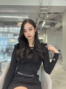 ジーナ 名駅(XENA.) 《xena/中島》色気のある韓国レイヤースタイル