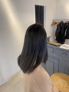 ウルヘアー(ULU hair) シルバーグレージュ（室内）