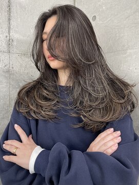 モニカ(MONIQA) 【地毛ハイライト】