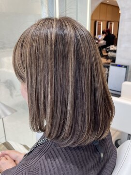 ザザ 高田馬場(ZA/ZA) 大人のナチュラルハイライトボブ