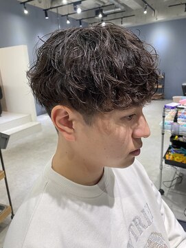 ハイプ(HYPE) 波巻き/メッシュ/スキンフェード/学割/白髪染め