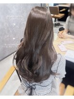 アリーズ(ALLYS)&nbsp;透明感ヘーゼルベージュ♪担当川口