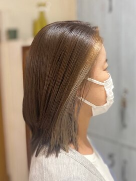 ヒラソル(girasol) インナーカラーフェイスフレーミングこなれカラーイメチェン