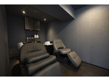 【シャンプー台】業界最高峰のフルフラットシャンプー台を導入