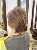 レイヤーカット#くびれ#ピンクベージュ#前下がり#レイヤーボブ